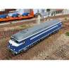 25-01-G002 - CC 80001 - Caen - Bleu Foncé / Blanc - Toit noir